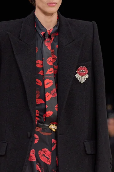 Look 21